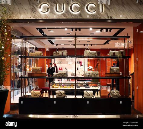 gucci bologna galleria cavour|Very High.